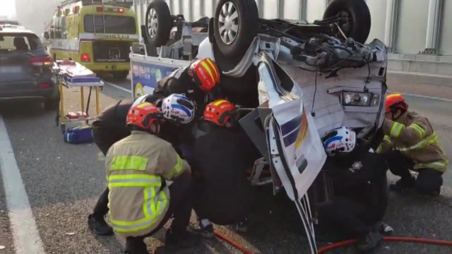 인천 제2경인고속도로서 차량 추돌...1명 다쳐 / YTN