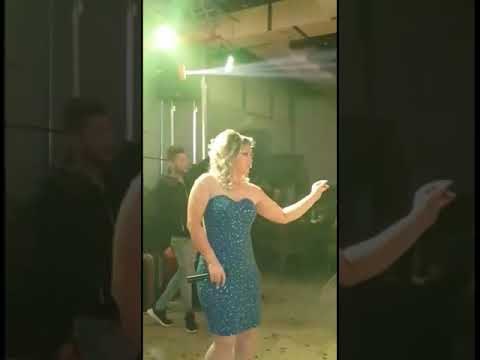 احلى رقص ودبكة حفلة راس السنة الفنانة سوسن الحسن