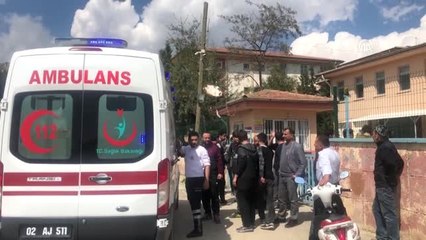 Adıyaman'da Öğrenciler Arasında Bıçaklı Kavga: 1 Yaralı