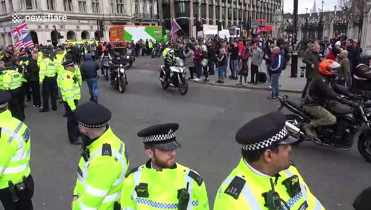 Cenotaph used as a 'bike park' as thousands of motorcycles rally in London