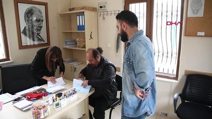 Manisa'da, 4 Erkek Rakibini Geride Bırakıp Muhtar Oldu