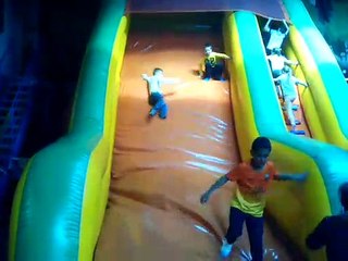 À fond les ballons.