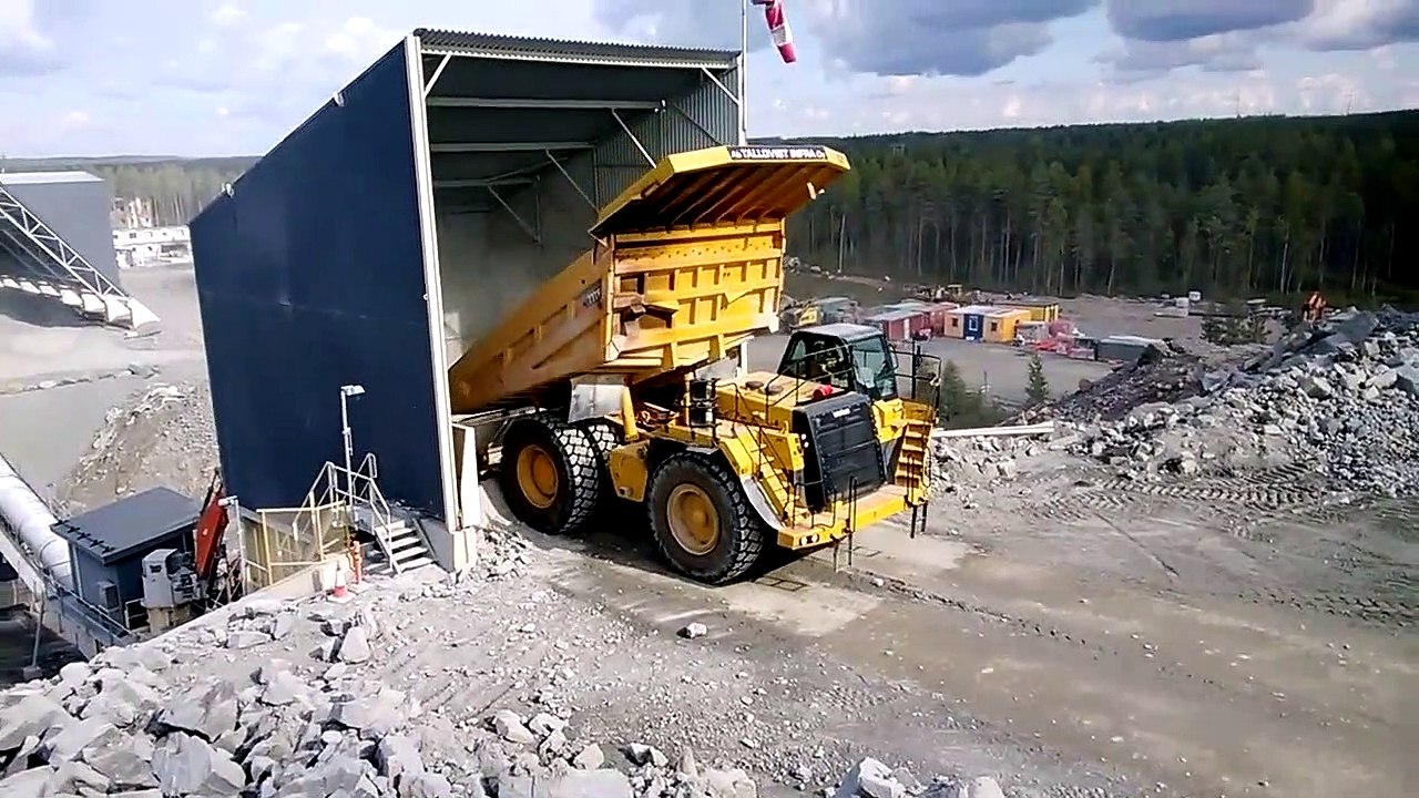 10 Extremo más Grande de VOLVO, KOMATSU, LIEBHERR GATO Cantera de Volcado Camión Excavadora de Carga Equipo Pesado
