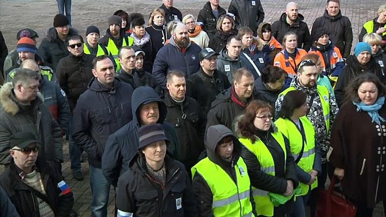 Ford-Arbeiter protestieren gegen 'faschistische Methoden'