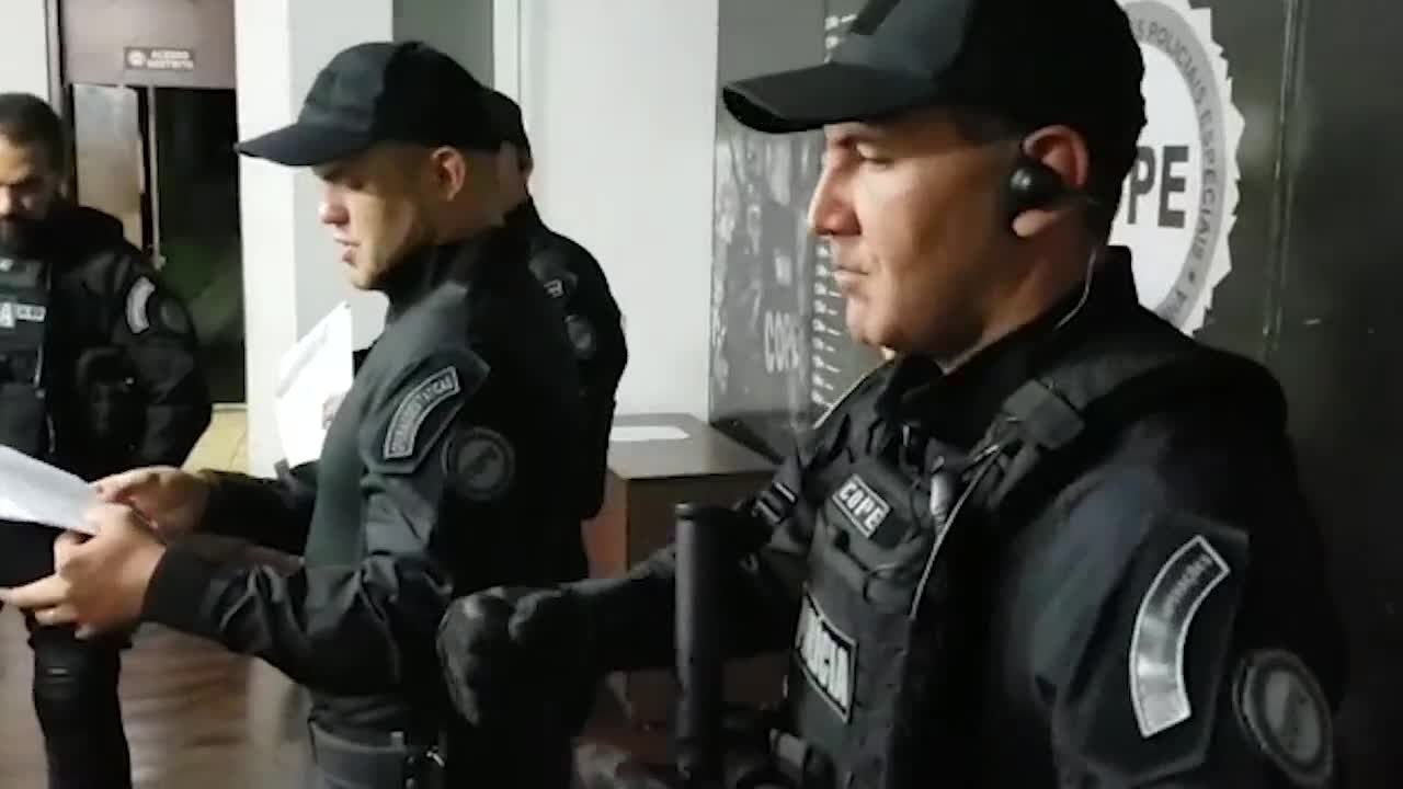 Operação da polícia encontra drogas em aspirador de pó em Curitiba