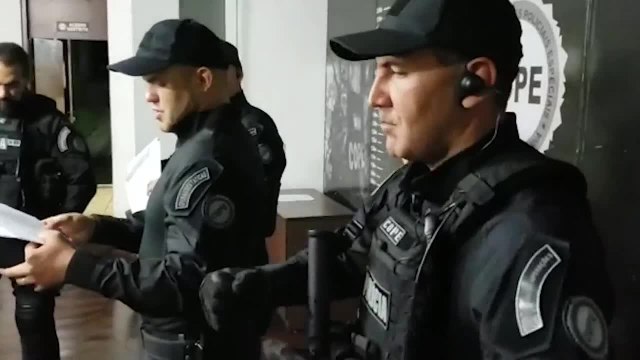 Operação da polícia encontra drogas em aspirador de pó em Curitiba