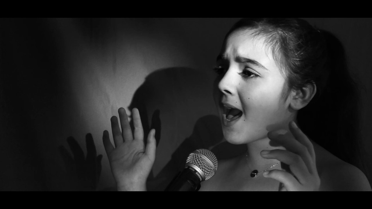 Whitney Houston - I Will Always Love You cover/clip by Emma Maiorana