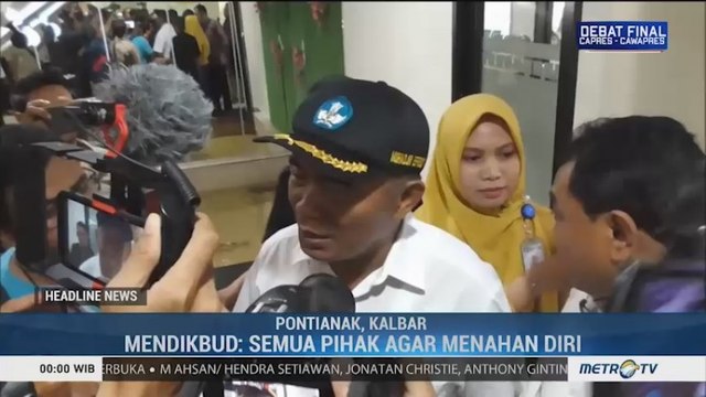 Mendikbud Jenguk Siswi SMP Korban Pengeroyokan di Pontianak