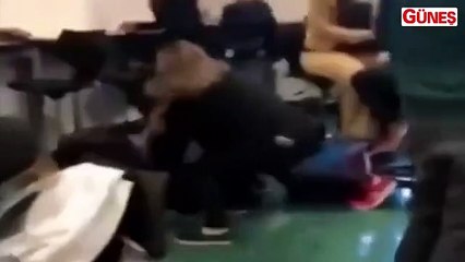 ABD'de Müslüman kız öğrenciye çirkin saldırı