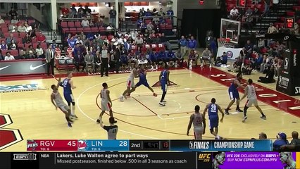 Jacobi Boykins hits from way downtown