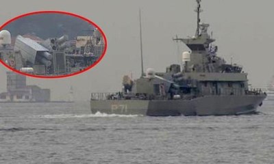 Boğaz'dan geçen Yunan savaş gemisinde dikkat çeken görüntü!