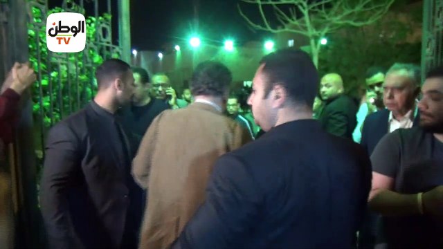 سمير غانم وهنيدي ومنى زكي ونجوم الفن في عزاء محمود الجندي