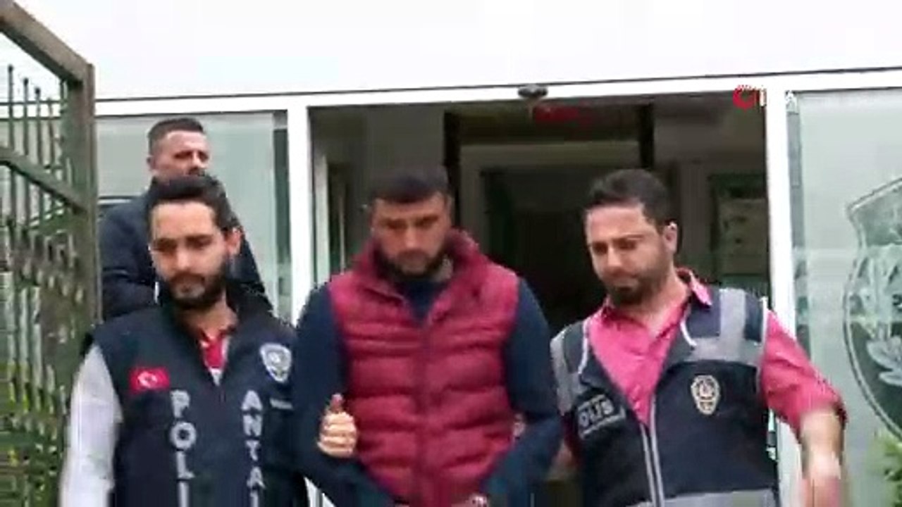 Savcı ve polis yalanıyla 70 bin lira dolandırdılar