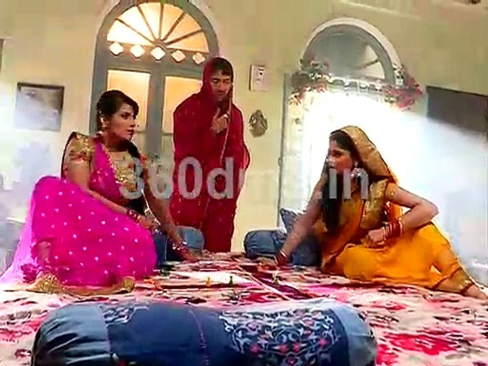 Baavale Utavale | Funty Lost Her Husband Guddu From Pinky | बावले उतावले