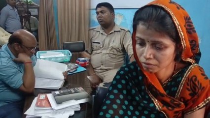 बिजली कनेक्शन न मिलने पर महिला ने की आत्मदाह की कोशिश