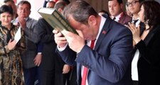 Suriyeli Çıkışı ile Gündem Olan Bolu Belediye Başkanın'dan Yeni Hamle: T.C. İbaresi Belediye Binasına Asılacak