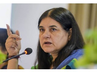 മുസ്ലിം വോട്ടര്‍മാരെ ഭീഷണിപ്പെടുത്തി, മനേക ഗാന്ധിക്ക്  നോട്ടീസ്