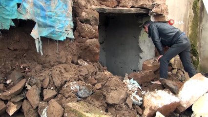 Evsiz Kalan 11 Nüfuslu Aile Yardım Bekliyor