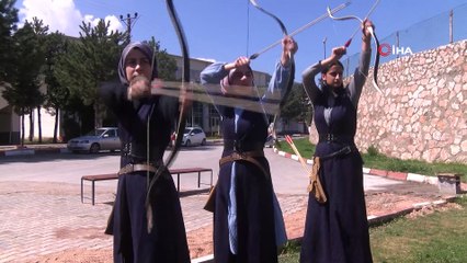 Çocukluk oyunu mesleği oldu