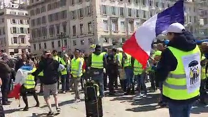 Gilets jaunes à Maseille : près de 500 gilets jaunes réunis sur le Vieux-Port pour l'acte 22