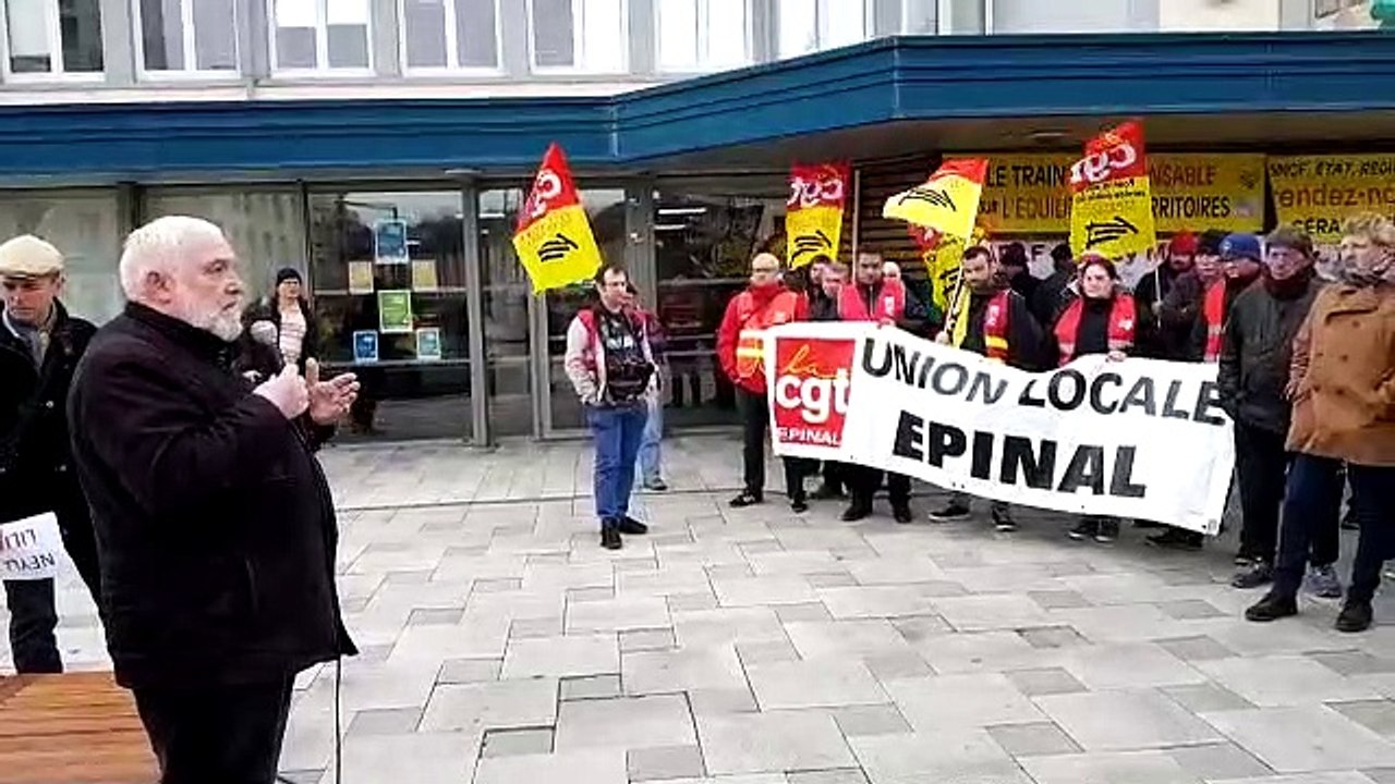 Epinal : ils manifestent pour sauver les lignes de train vosgiennes