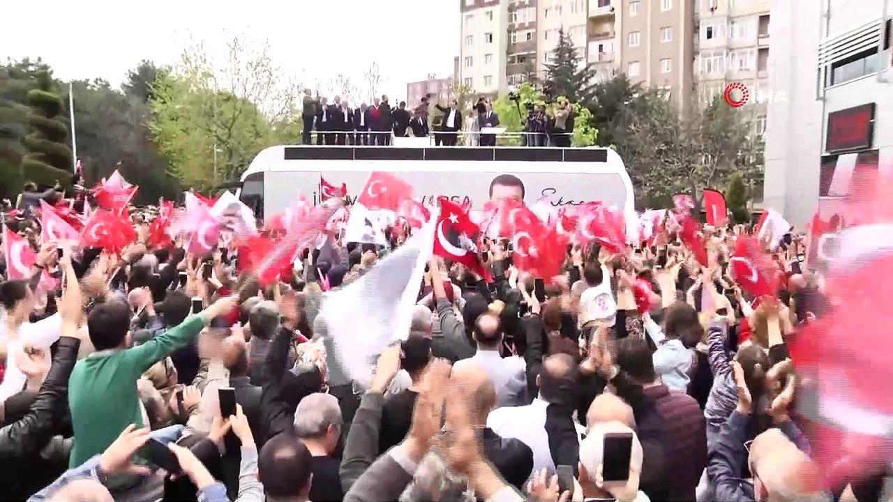 CHP İBB Başkan Adayı İmamoğlu, Beylikdüzü’nde görevi devretti