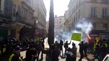 Acte XXII des Gilets jaunes : des jets de gaz lacrymogènes place Georges-Clémenceau