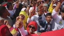 Conciertos y rezos en masa ponen fin a la campaña electoral en Indonesia