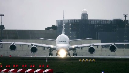 QATAR A380 TAKE OFF