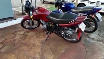 Motocicleta furtada é recuperada pela PM