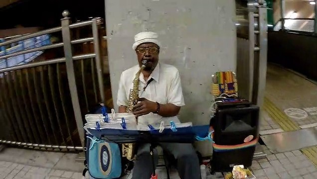 Griff Busking Hung Hom MTR Station Hong Kong April 2019 - Through The Fire - Chaka Khan