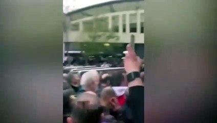 Futbol üzerinden ağır tahrik! İmamoğlu mazbatayı sahada aradı