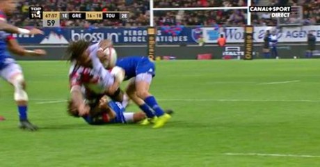 Le magnifique offload de Mathieu Bastareaud pour l'essai de Daniel Ikpefan