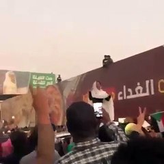 Sudan gösterilerinin yüzü: Alaa Salah