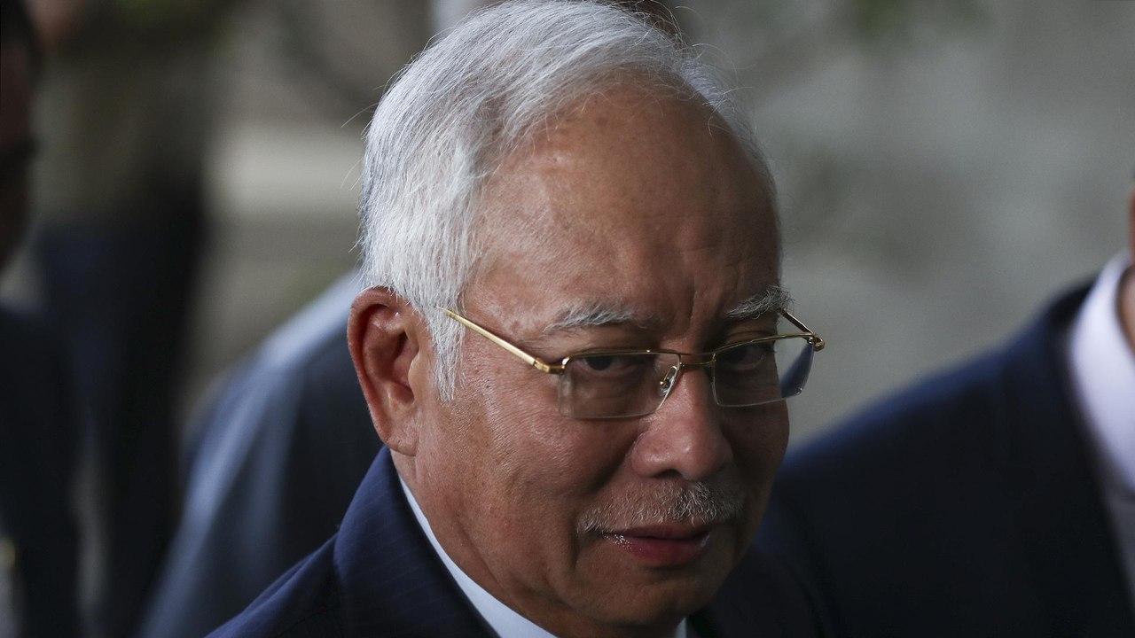 The media backstory behind Malaysia's 1MDB corruption case | The Listening Post (Feature)