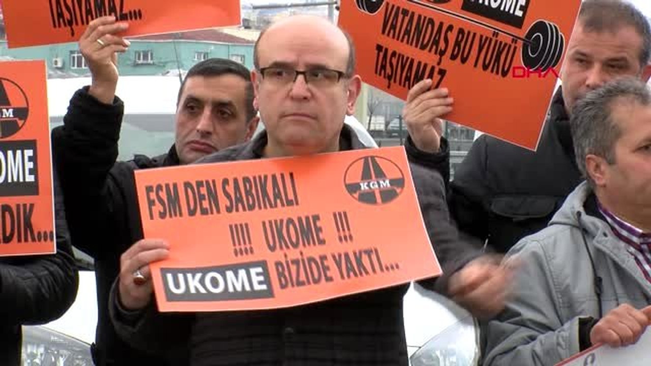 İstanbul- 15 Temmuz Şehitler Köprüsünden 'İhalli Geçiş' Cezalarını Yenikapı'da Protesto Ettiler