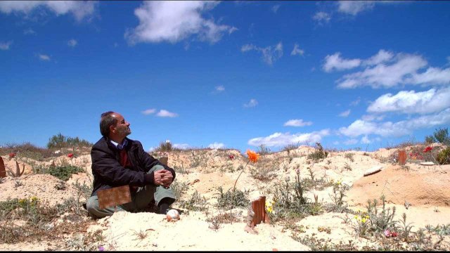 Libya fighting: Tunisians fear more deaths on coast