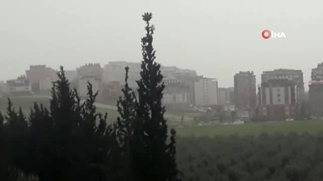 Hatay Semalarını Toz Bulutları Kapladı