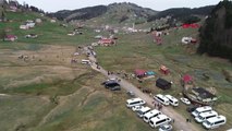 Trabzon 'Mor Yayla'ya Ziyaretçi Akını
