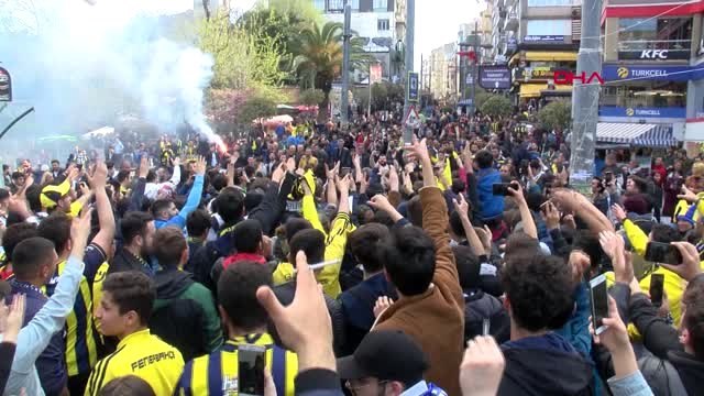 Spor Fenerbahçe Taraftarı Maç Saatini Bekliyor