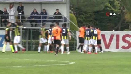 U21 Derbisinde Saha Karıştı