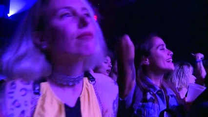 De paso por América Latina, Pussy Riot lleva su propuesta irreverente a Uruguay