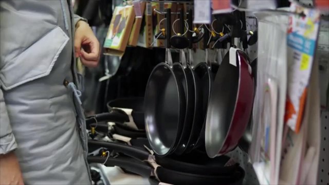 7 Tricks to Clean Nonstick Pans (Without Ruining Them)