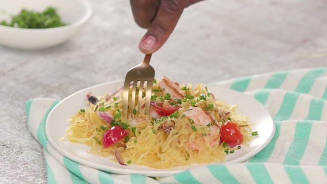 How to Make Easy Baked Spaghetti Squash