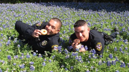 Texas Police Officers Pose for Hilarious Bluebonnet Social Media Challenge