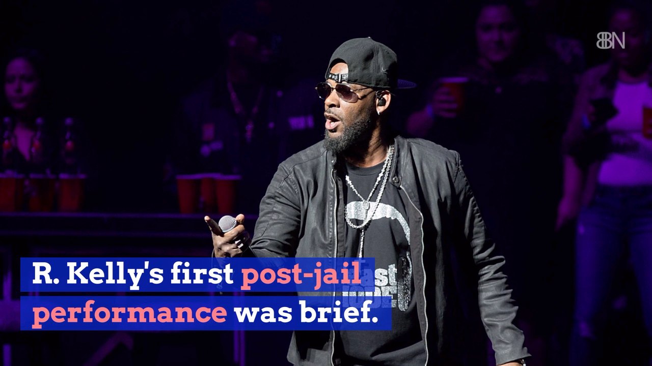 R. Kelly Does A 28 Second Gig For 50 Bucks