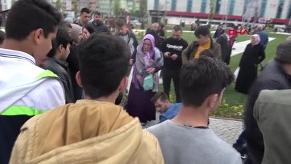 Karısını Döven Kişiyi Bıçakladılar