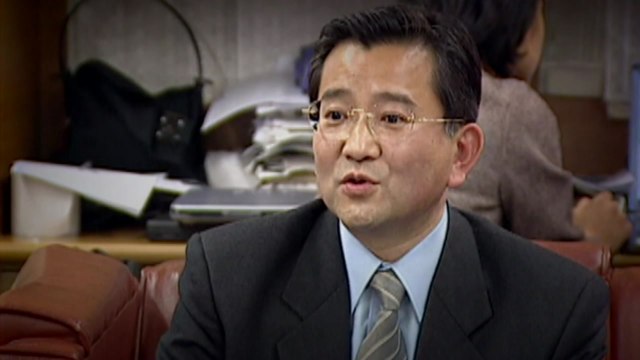 '김학의 사건' 피해 여성 수사단 첫 출석... 추가 자료 제출 / YTN