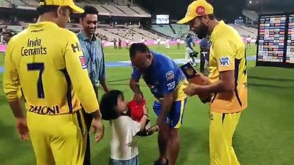 பிராவோவுக்கு க்ளாஸ் எடுத்த தோனி மகள் ஸிவா.. வைரல் வீடியோ