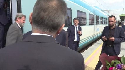 Çavuşoğlu, Konya Büyükşehir Belediye Başkanı Altay'ı Ziyaret Etti